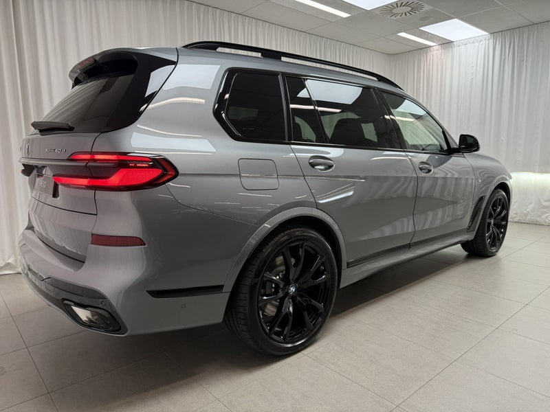 2026 BMW X7 X7 xDrive40d image 3
