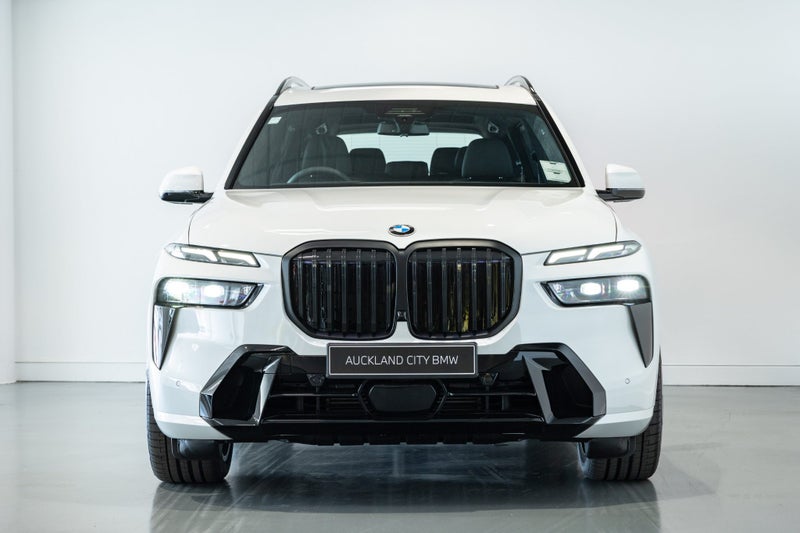 2026 BMW X7 xDrive 40d image 2