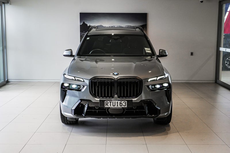 2026 BMW X7 xDrive 40d image 4