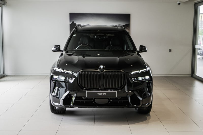 2026 BMW X7 xDrive40d image 4