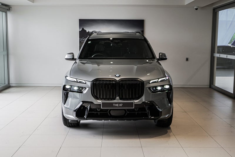 2026 BMW X7 xDrive40d image 4