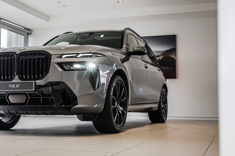 2026 BMW X7 xDrive40d image 5
