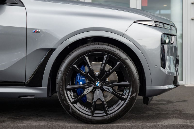2026 BMW X7 xDrive40d image 4