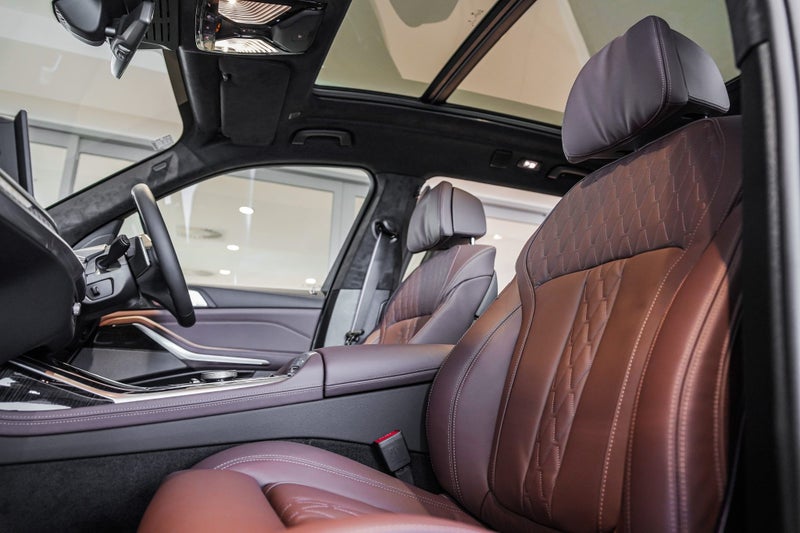 2026 BMW X7 xDrive40d image 4