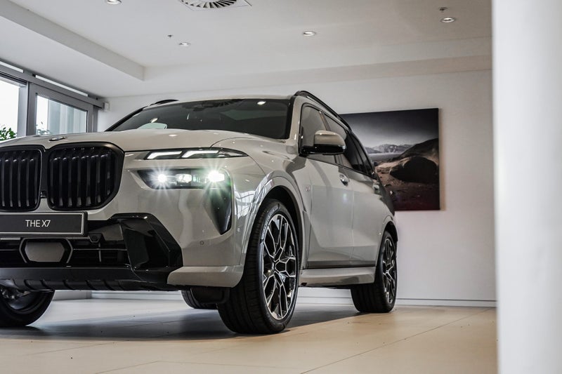 2026 BMW X7 xDrive40d image 4