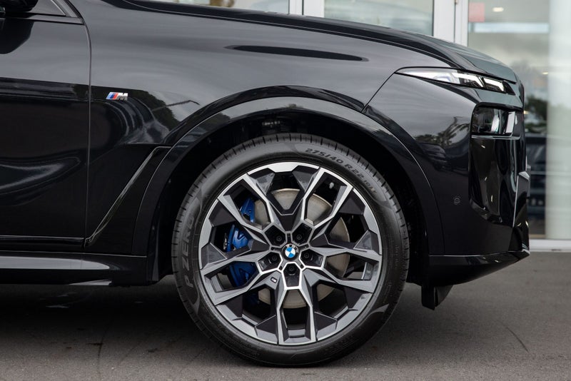 2026 BMW X7 xDrive40d image 5