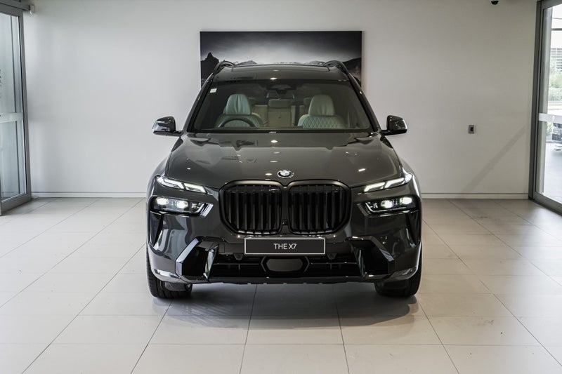 2026 BMW X7 xDrive40d image 4