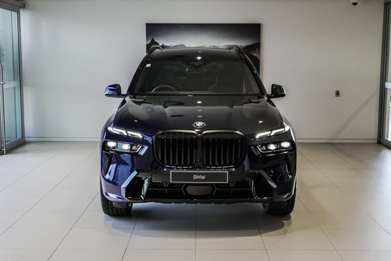 2026 BMW X7 xDrive40d image 4