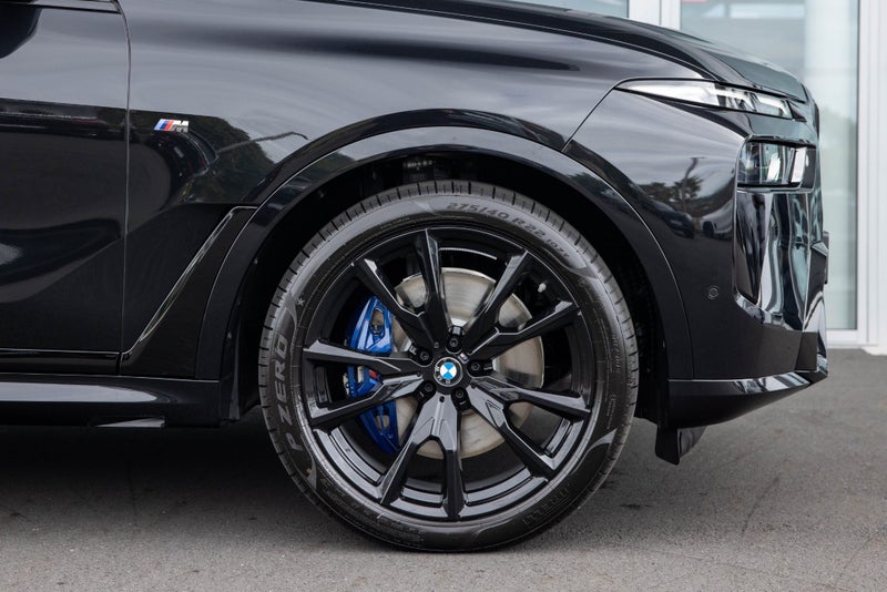 2026 BMW X7 xDrive40d image 5