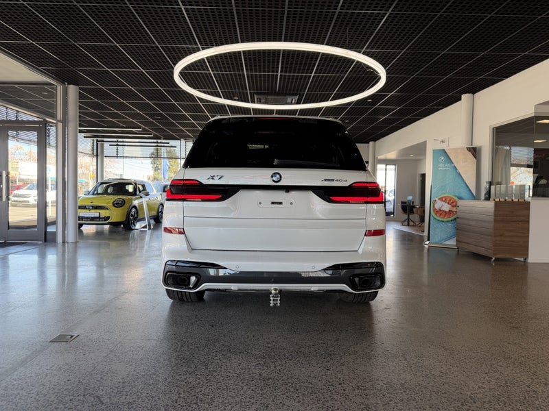 2026 BMW X7 xDrive40d M Sport Pro image 5
