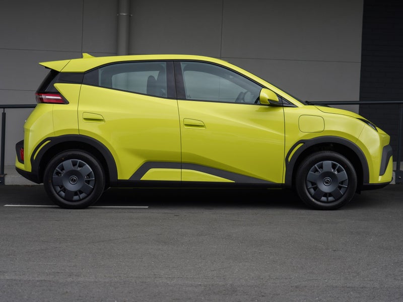 2026 BYD ATTO 1 Essential 30kWh EV 5Dr Hatch image 4