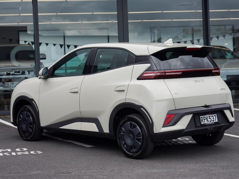 2026 BYD ATTO 1 Essential 65kWh FWD 5Dr Hatch image 2