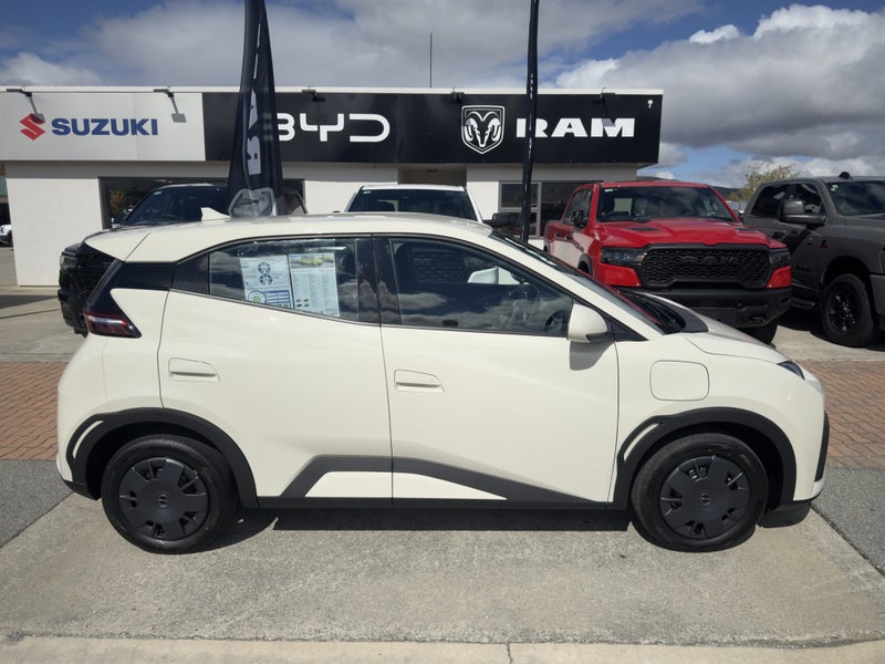 2026 BYD ATTO 1 Essential EV image 3