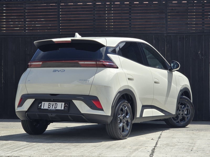 2026 BYD ATTO 1 Premium image 3