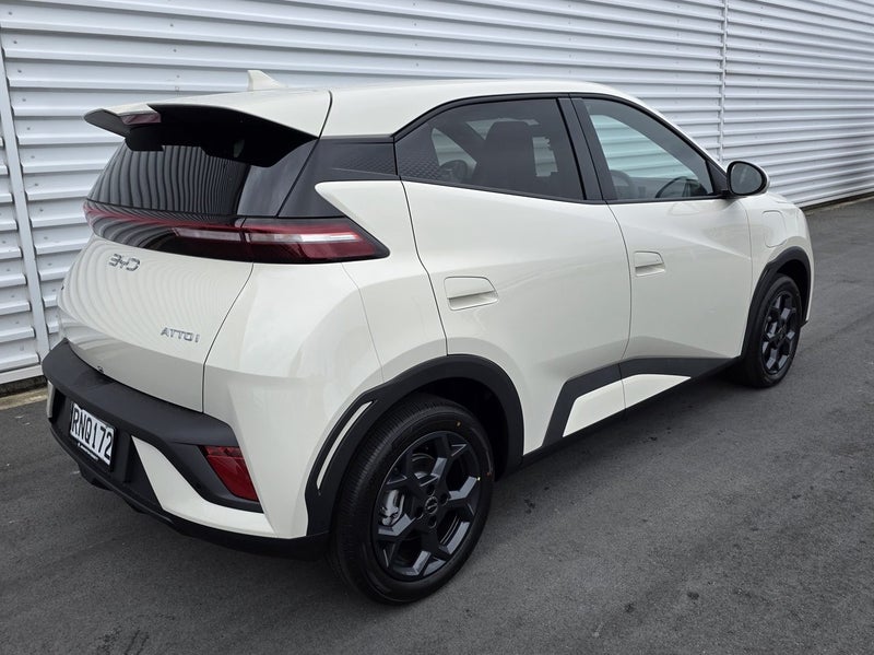 2026 BYD ATTO 1 Premium EV image 4