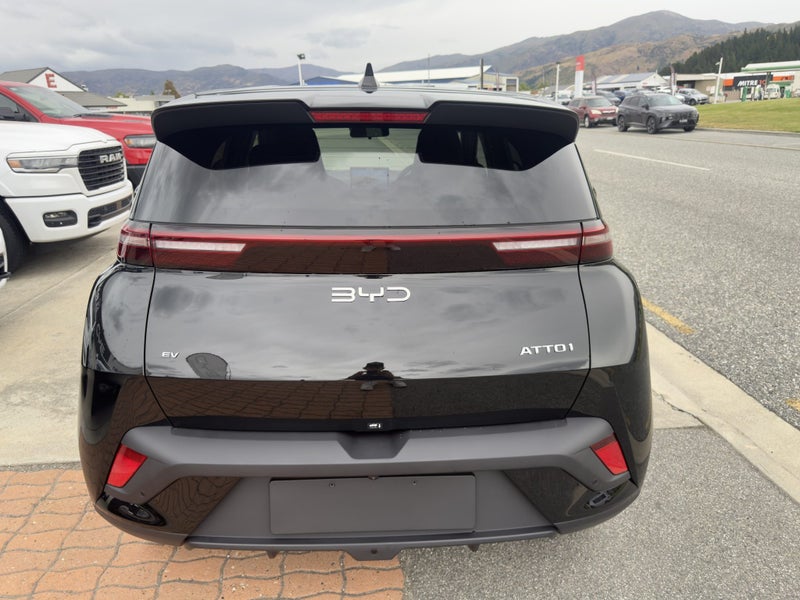 2026 BYD ATTO 1 Premium EV image 5