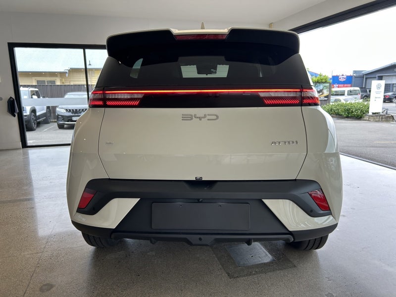 2026 BYD ATTO 1 Premium EV 43Kwh image 5