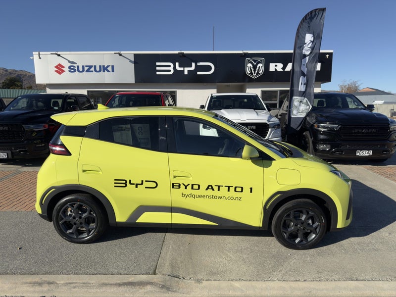 2026 BYD ATTO 1 Premium EV image 3