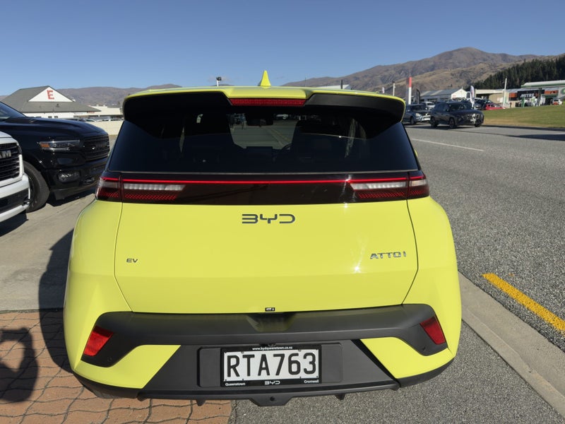 2026 BYD ATTO 1 Premium EV image 5
