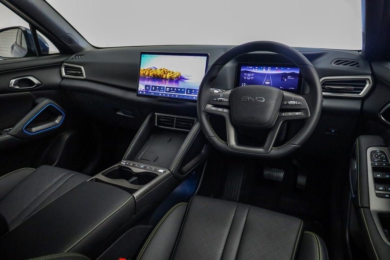 2026 BYD ATTO 2 DM-i Dm-I Premium PHEV image 2