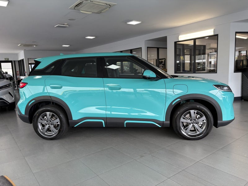 2026 BYD ATTO 2 Dm-I Essential Phev image 3