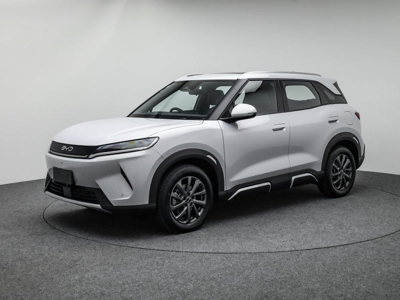 2026 BYD ATTO 2 Dm-I Premium PHEV image 5