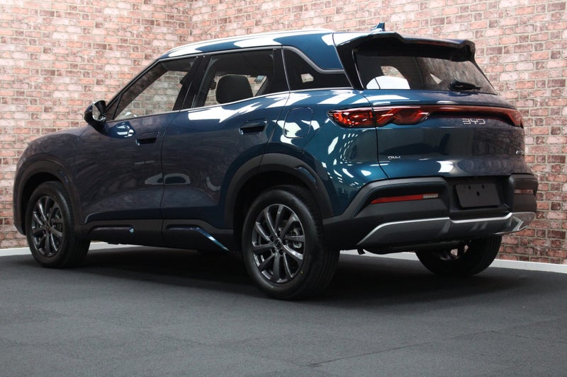 2026 BYD ATTO 2 DM-I Premium PHEV image 5