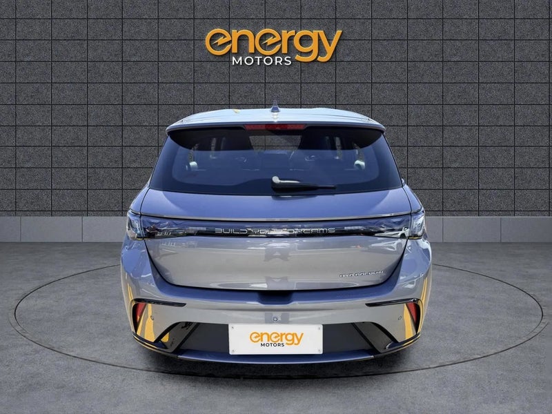 2026 BYD Dolphin Essential EV 45KWH image 5