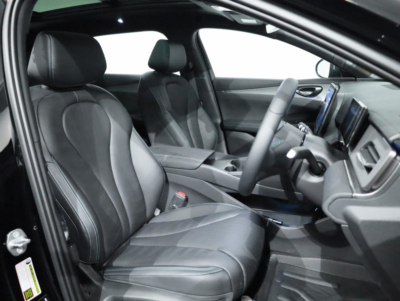 2026 BYD Seal 6 Touring Premium PHEV image 4