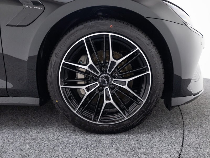 2026 BYD Seal Premium 83kWh RWD image 3