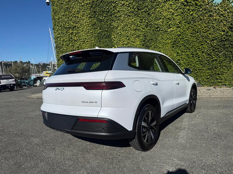 2026 BYD Sealion 5 PREMIUM 1.5L, SUPER HYBRID,... image 5