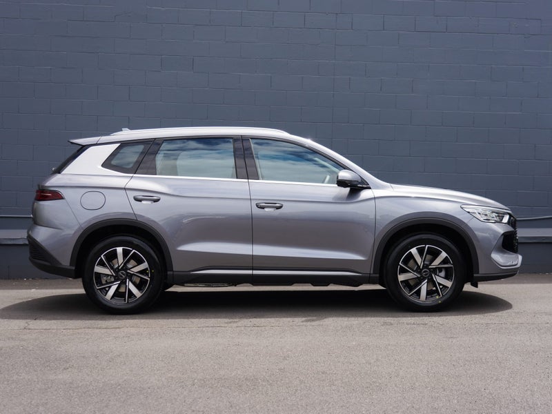 2026 BYD Sealion 5 Premium PHEV 5Dr Wagon image 3