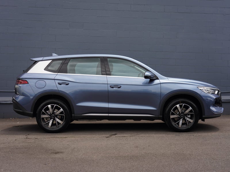 2026 BYD Sealion 5 Premium PHEV 5Dr Wagon image 3