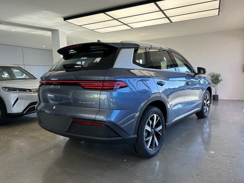 2026 BYD Sealion 5 Premium Phev Suv image 5