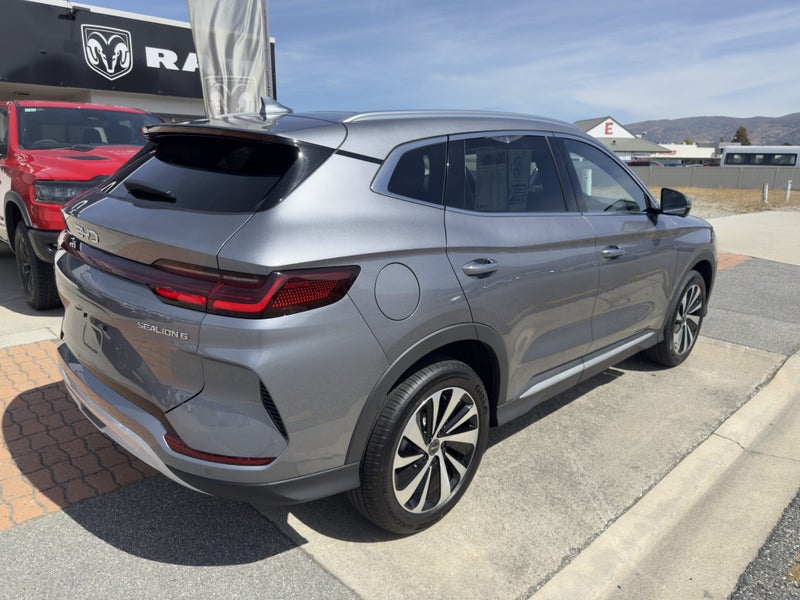 2026 BYD Sealion 6 Dynamic 2WD Extended Range image 4