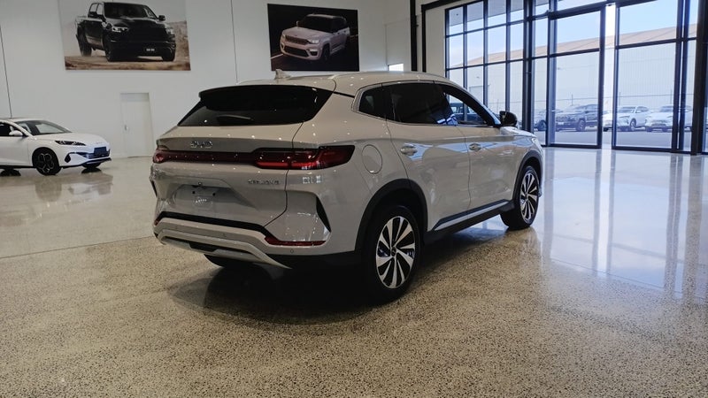 2026 BYD Sealion 6 Dynamic Extended Phe image 3
