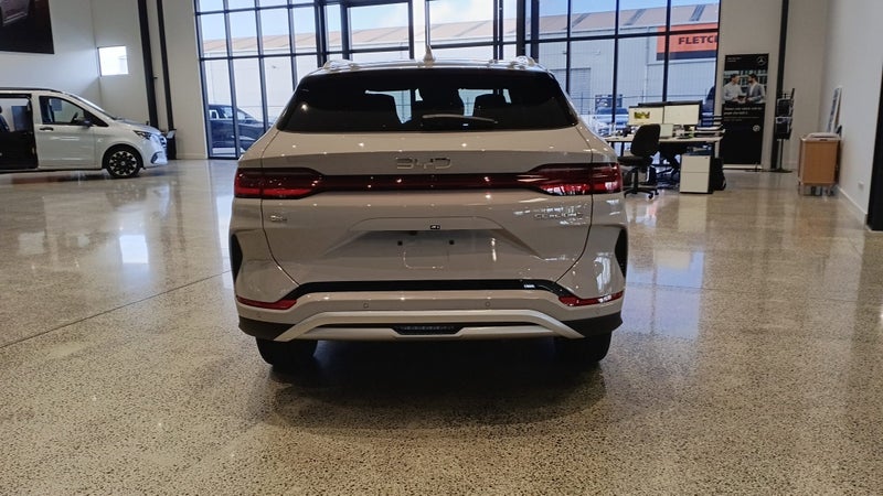2026 BYD Sealion 6 Dynamic Extended Phe image 4