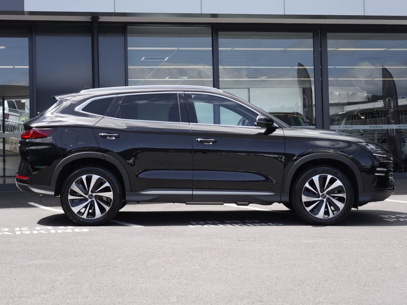2026 BYD Sealion 6 Dynamic Extended PHEV image 3
