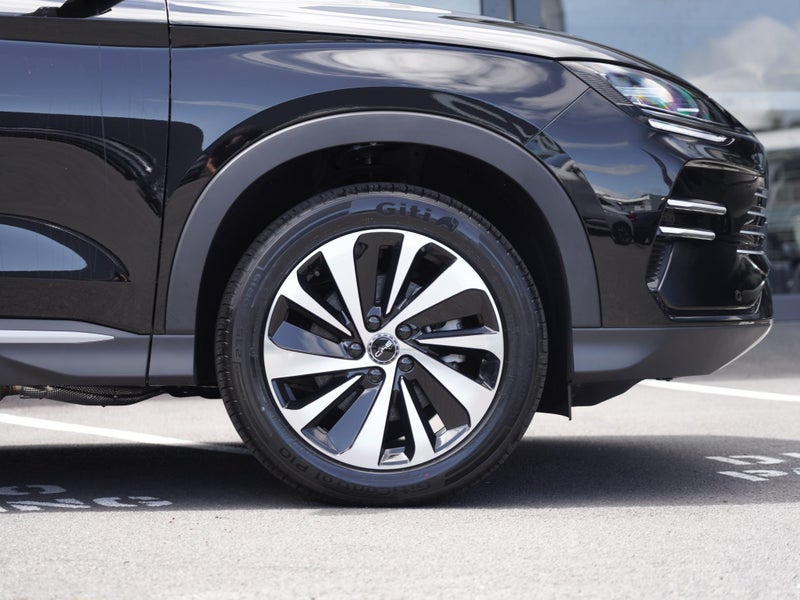 2026 BYD Sealion 6 Dynamic Extended PHEV image 5