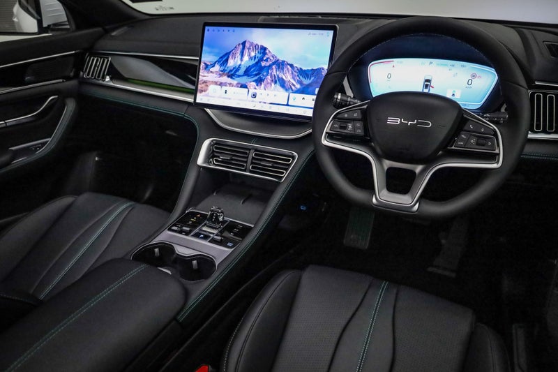 2026 BYD Sealion 6 Dynamic Extended PHEV image 2