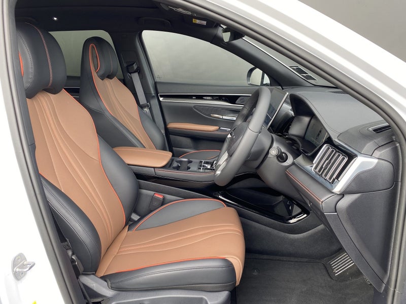 2026 BYD Sealion 6 Essential 2WD PHEV image 4