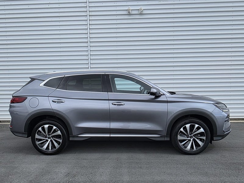 2026 BYD Sealion 6 Premium AWD image 3