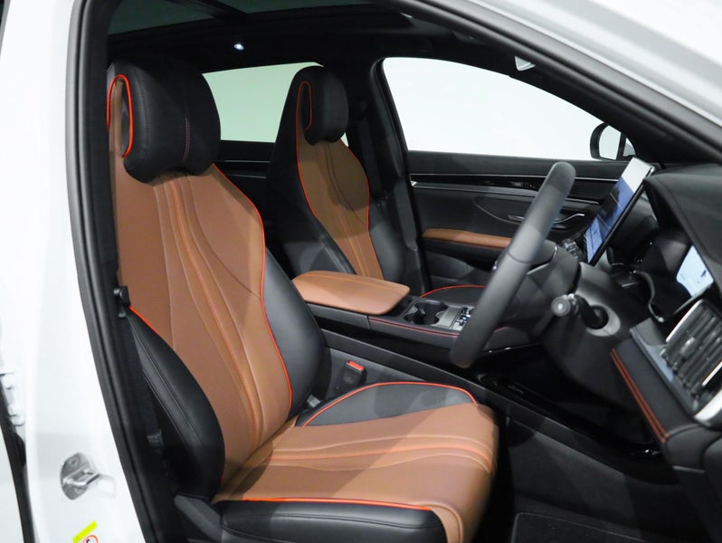 2026 BYD Sealion 6 Premium AWD PHEV image 4