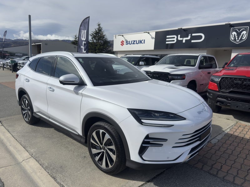 2026 BYD Sealion 6 Premium Extended AWD PHEV image 2