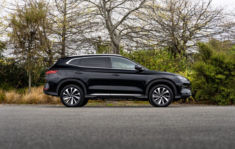 2026 BYD Sealion 6 Premium Extended Phe image 3