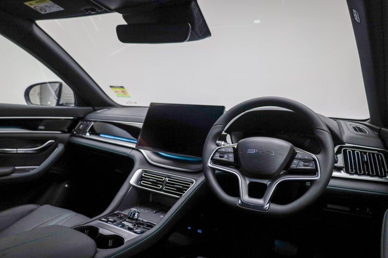 2026 BYD Sealion 6 Premium Extended PHEV image 2