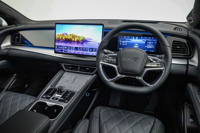 2026 BYD Sealion 7 Performance AWD EV image 2