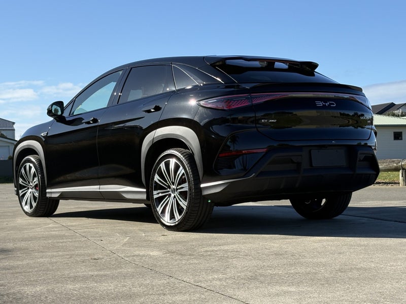 2026 BYD Sealion 7 Performance Awd Suv image 2