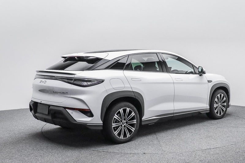 2026 BYD Sealion 7 Premium 2WD EV image 4