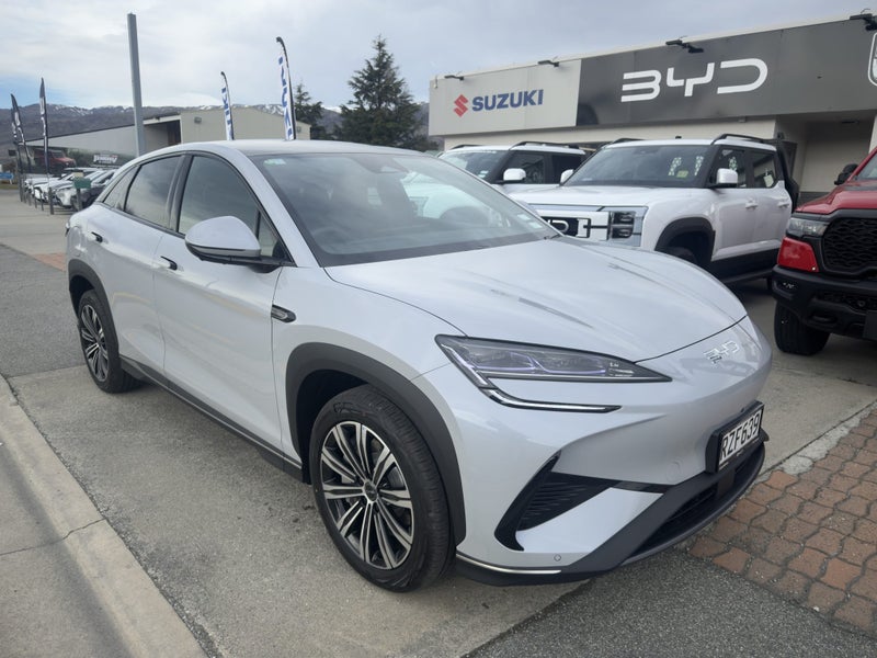 2026 BYD Sealion 7 Premium 2WD EV image 2